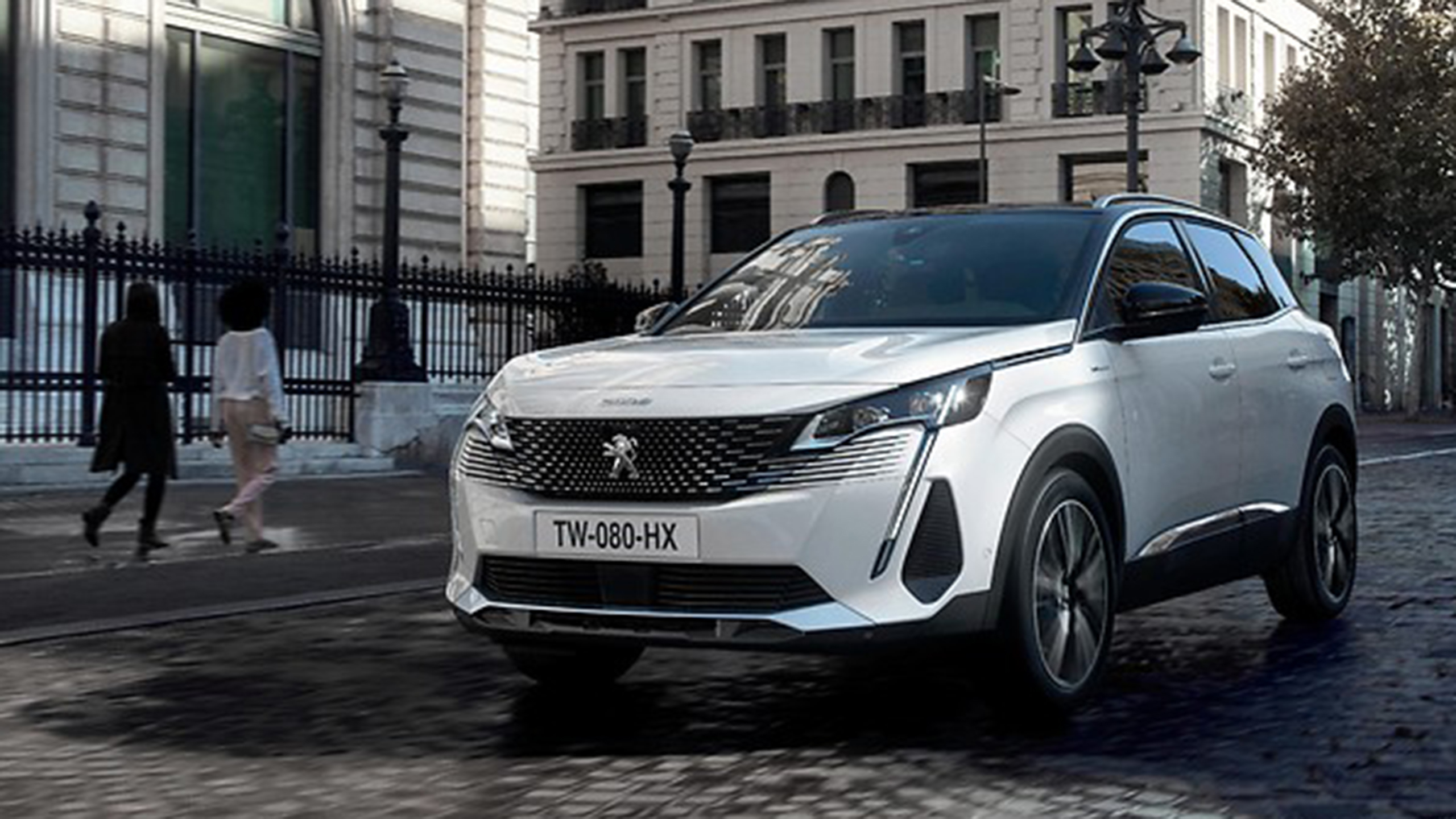 EL PEUGEOT 3008, EL SUV ELECTRIFICADO MÁS VENDIDO DEL MERCADO EN 2021