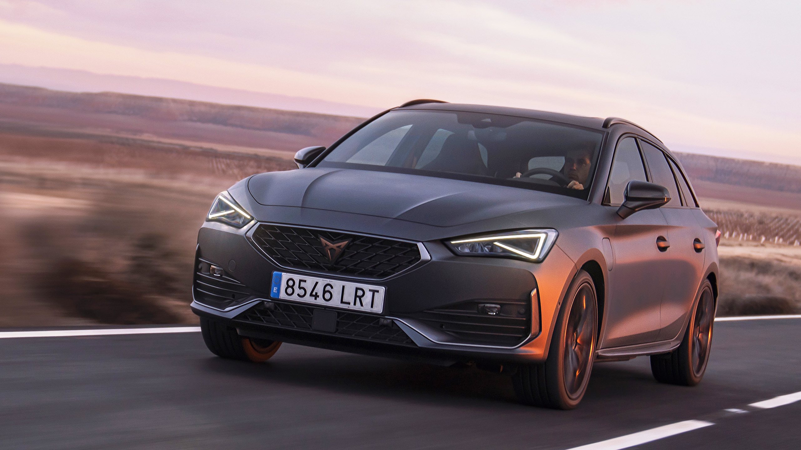 EL CUPRA LEON E-HYBRID AUMENTA SU RENDIMIENTO